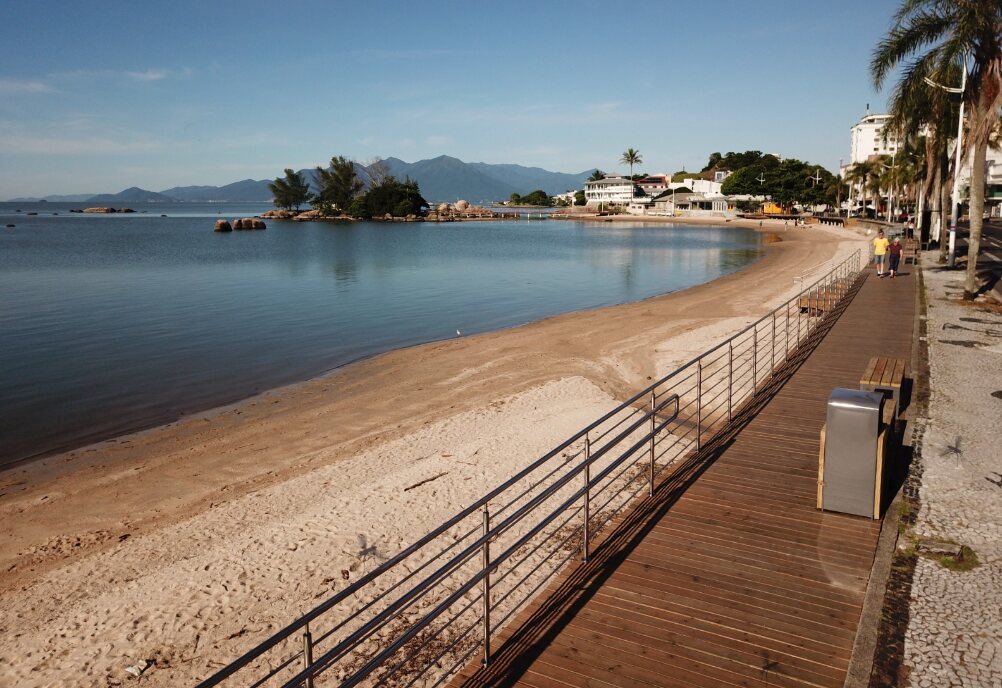 Praia de Coqueiros